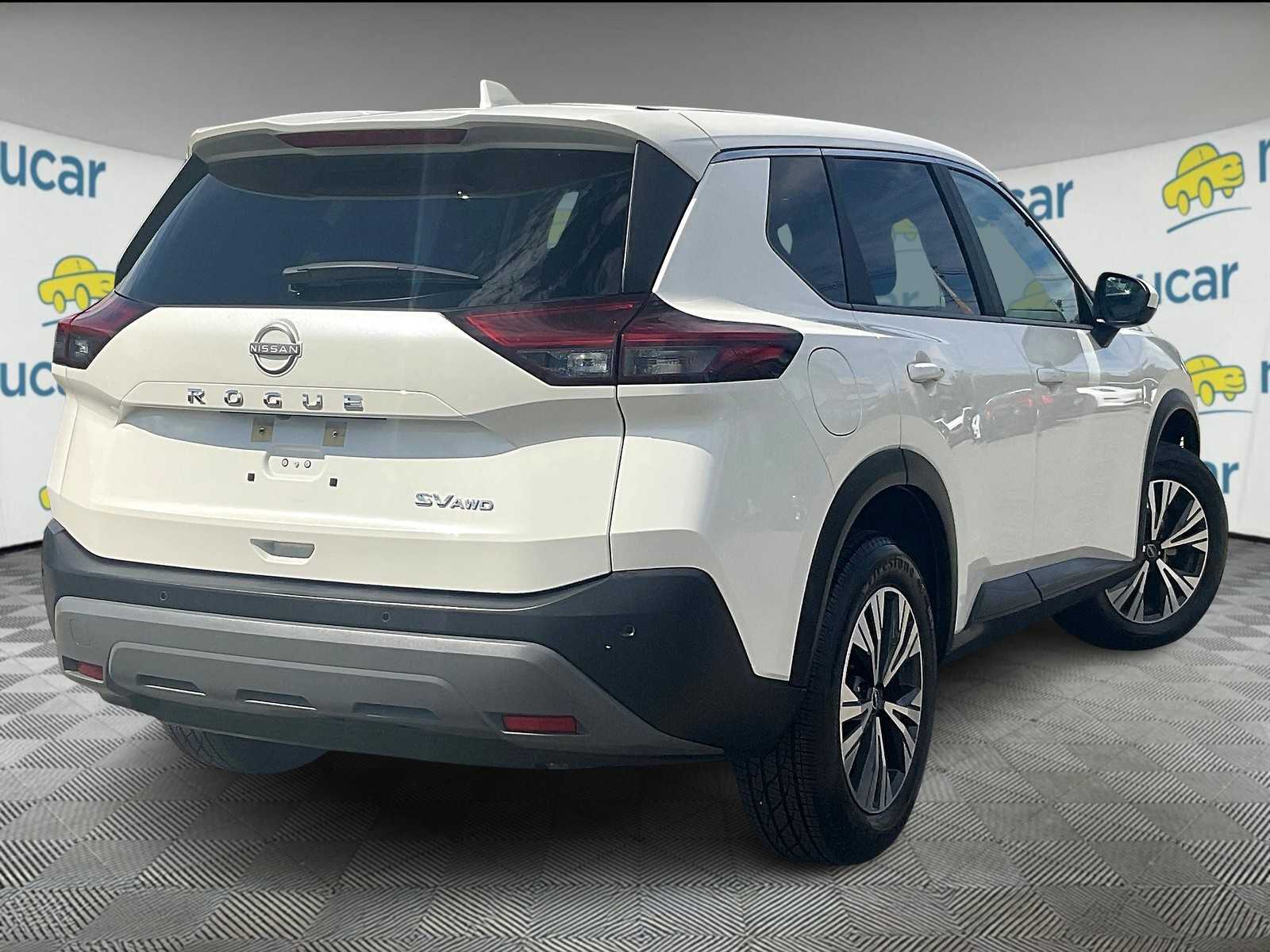 2023 Nissan Rogue SV photo 6