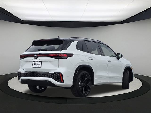 2025 Volkswagen Tiguan SE R-Line Black photo 6