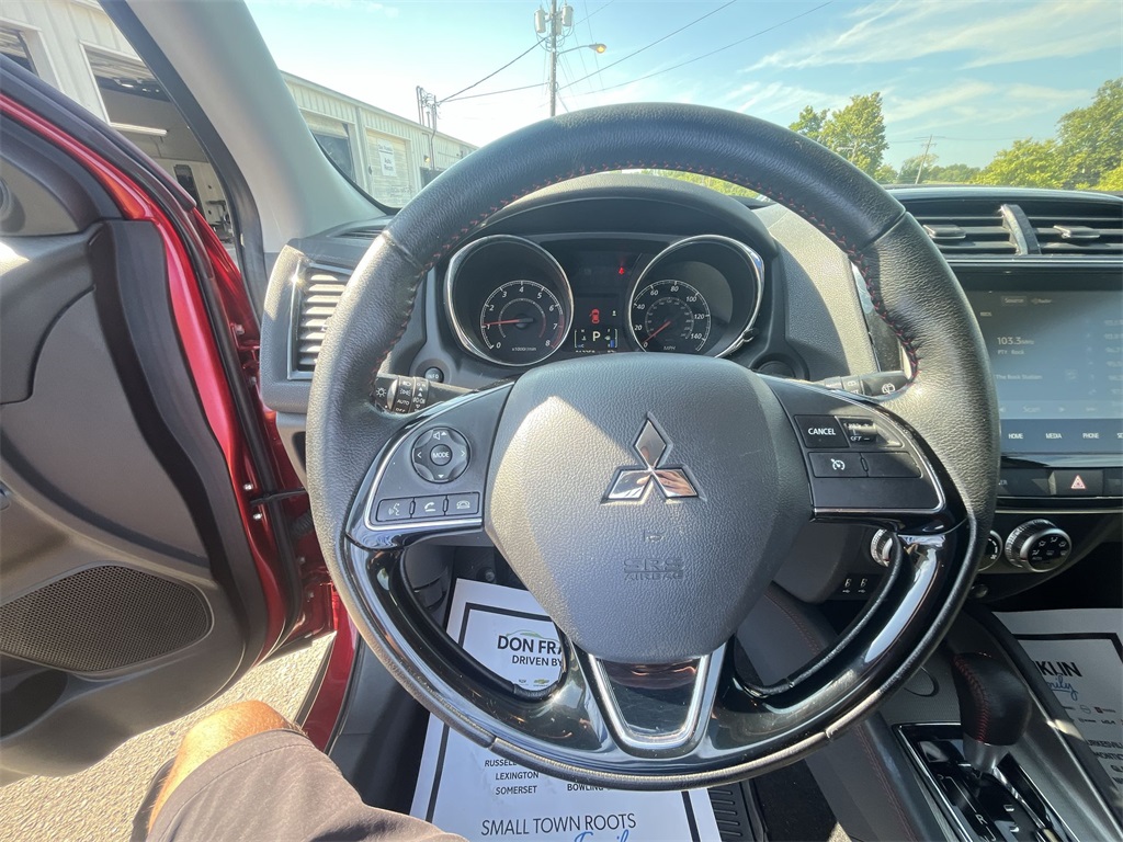 2022 Mitsubishi Outlander Sport LE photo 13