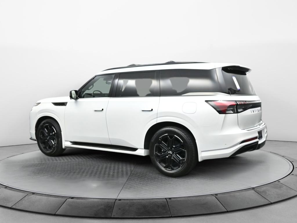 2026 Infiniti QX80 Sensory photo 3