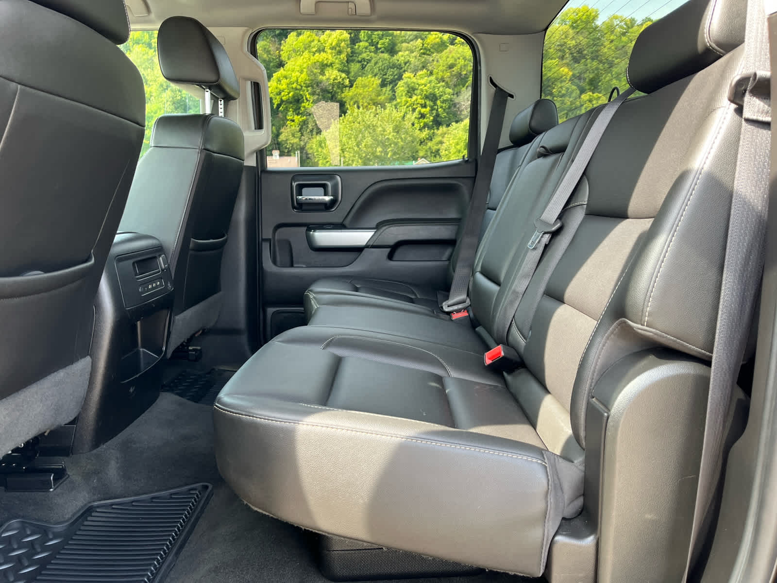 2018 Chevrolet Silverado 2500HD LTZ photo 38