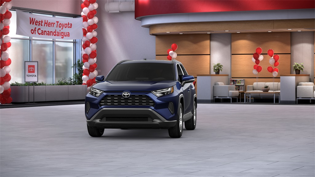 2025 Toyota RAV4 XLE photo 17