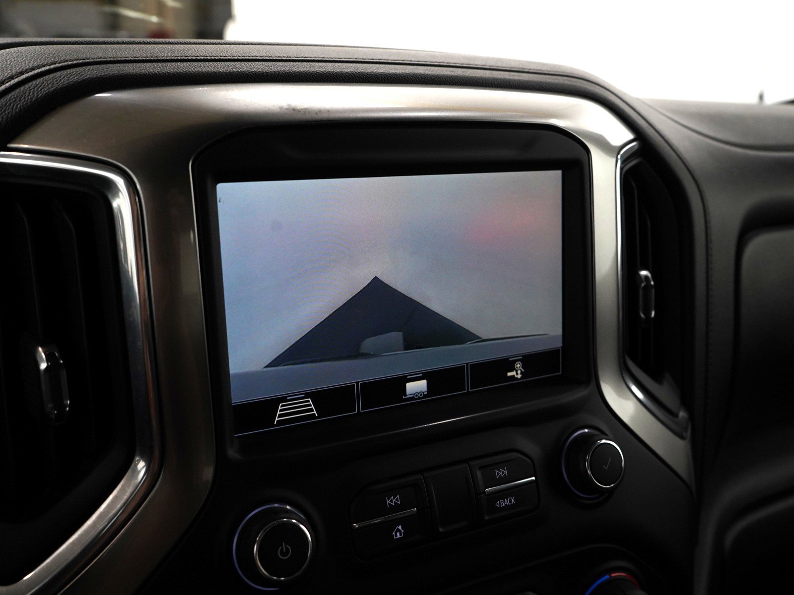 2020 Chevrolet Silverado 1500 LTZ photo 19