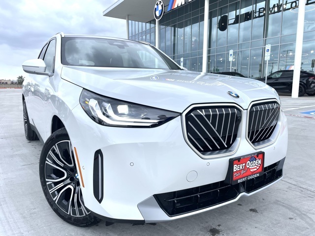 2026 BMW X3 30's photo