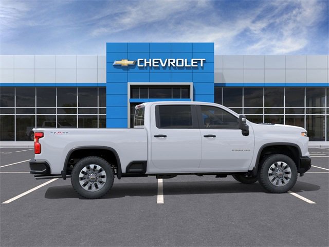 2026 Chevrolet Silverado 2500HD Custom photo 5