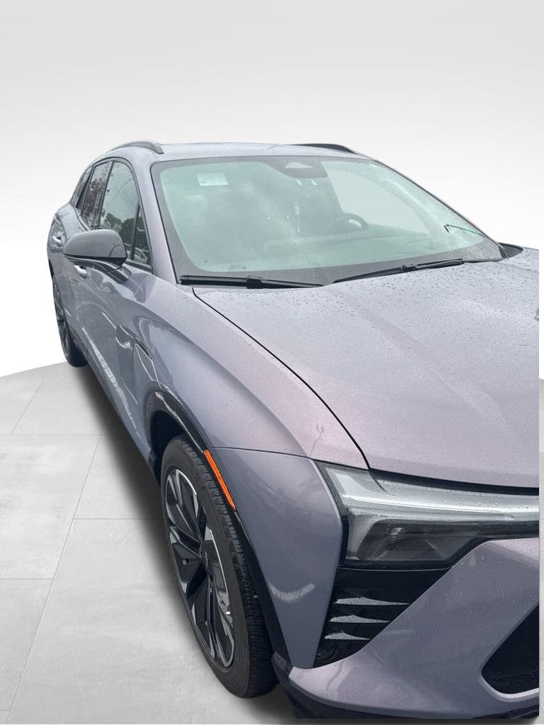 Used 2024 Chevrolet Blazer EV RS with VIN 3GNKDCRJ6RS221920 for sale in Chesapeake, VA