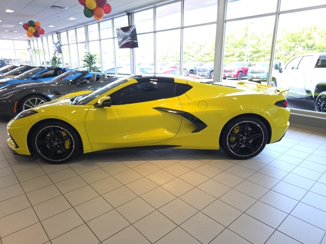 2020 Chevrolet Corvette Stingray 2LT photo 5