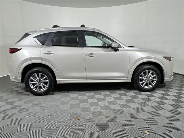 2025 Mazda CX-5 2.5 Select photo 8