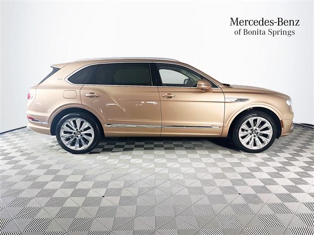 2023 Bentley Bentayga EWB Azure First Edition photo 8
