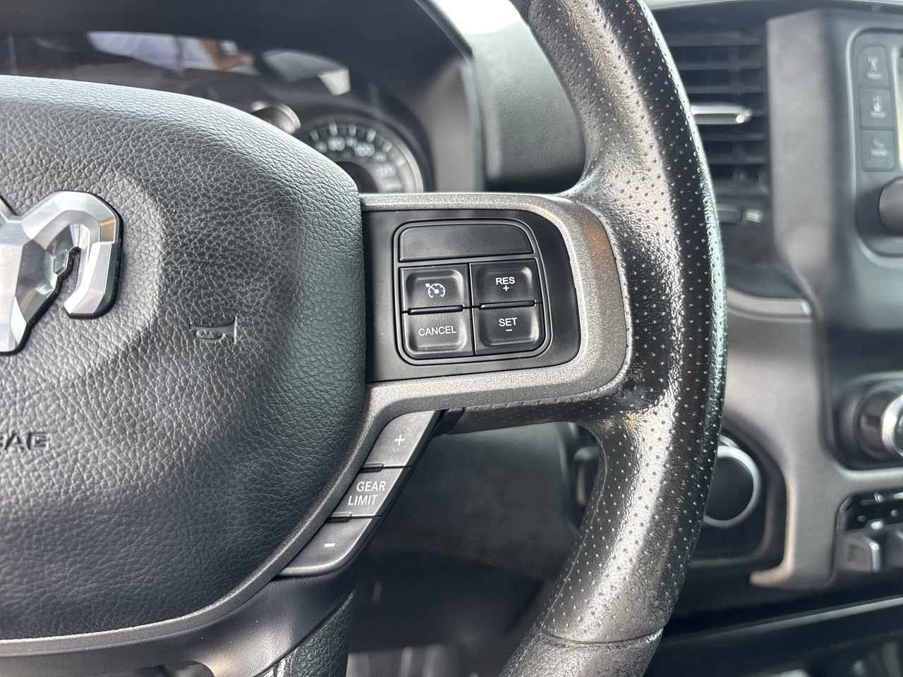 2021 Ram 3500 Tradesman photo 21