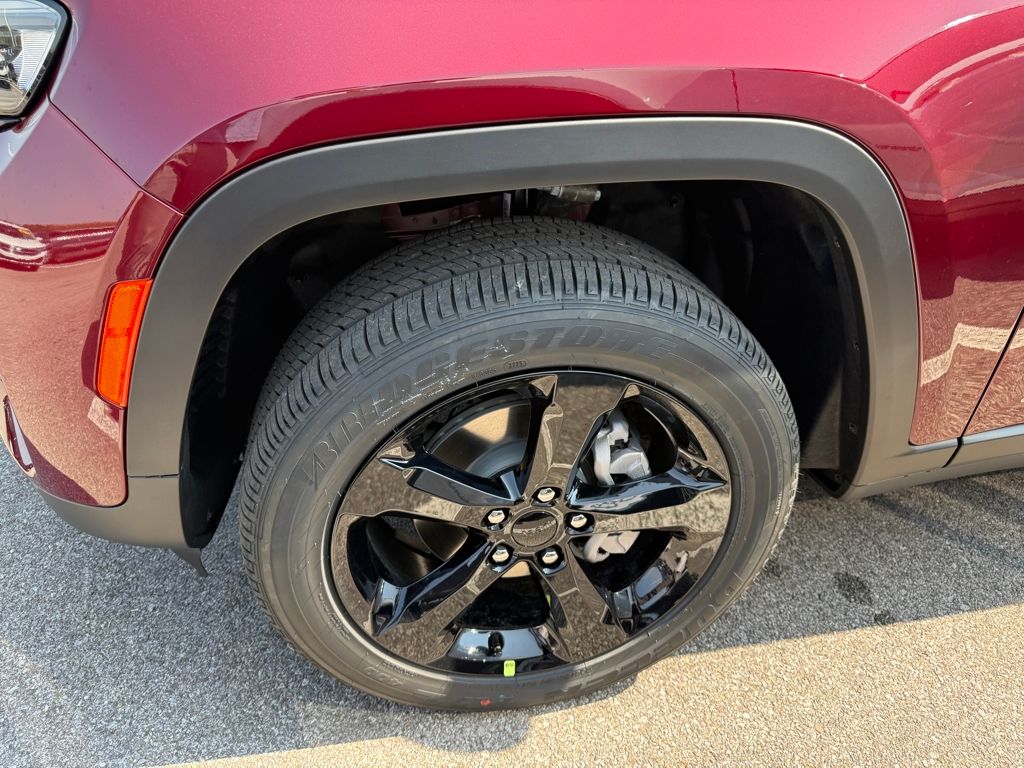 2025 Jeep Grand Cherokee Altitude photo 27