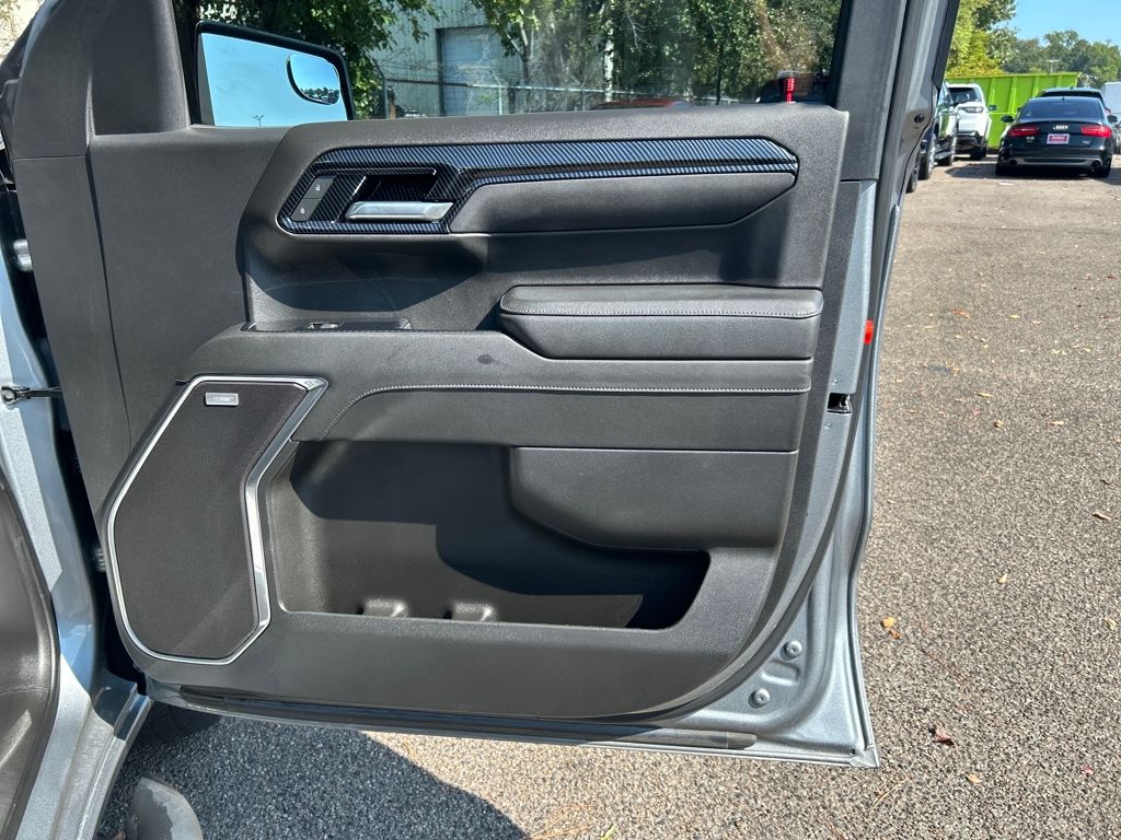 2023 Chevrolet Silverado 1500 RST photo 29