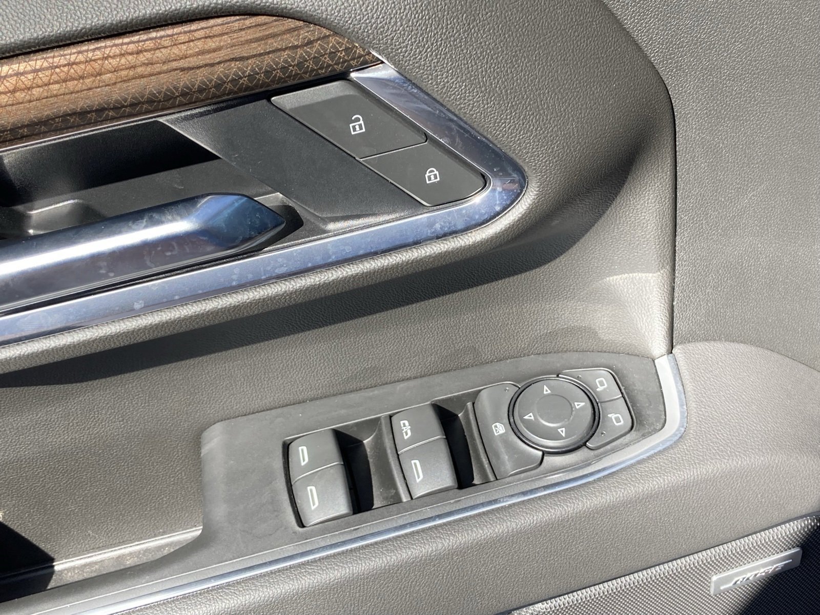 2025 Chevrolet Silverado 1500 LT Trail Boss photo 15