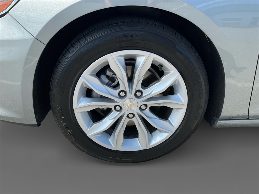 2024 Chevrolet Malibu 1LT photo 13