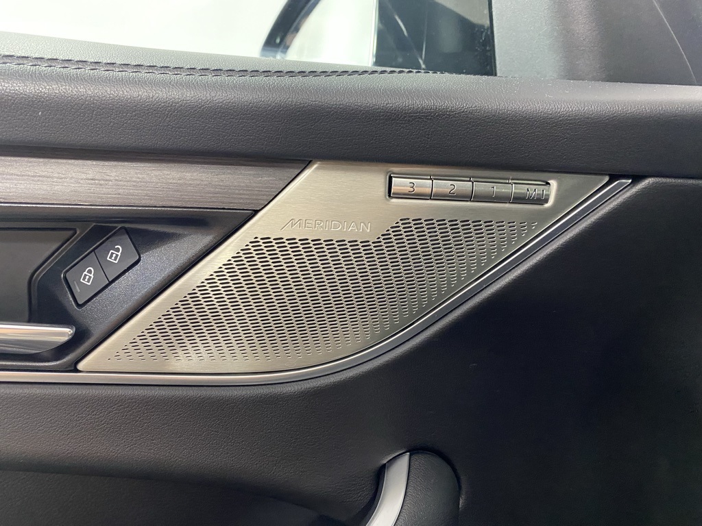 2023 Jaguar F-PACE P250 S photo 23