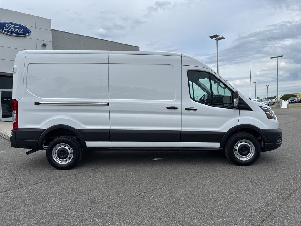 2025 Ford Transit photo 2