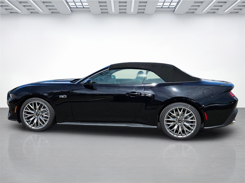 2025 Ford Mustang GT Premium Convertible photo 8