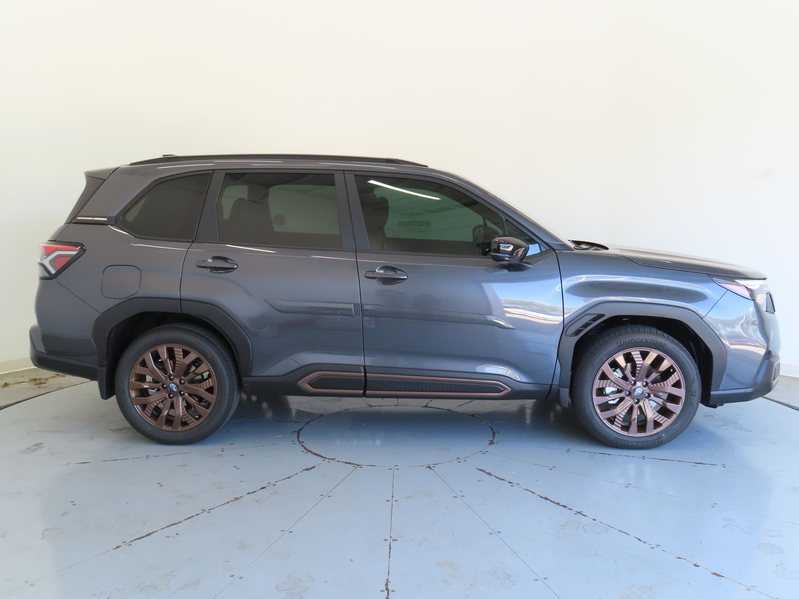 2025 Subaru Forester Sport Base photo 2