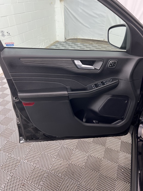 2023 Ford Escape Platinum photo 8