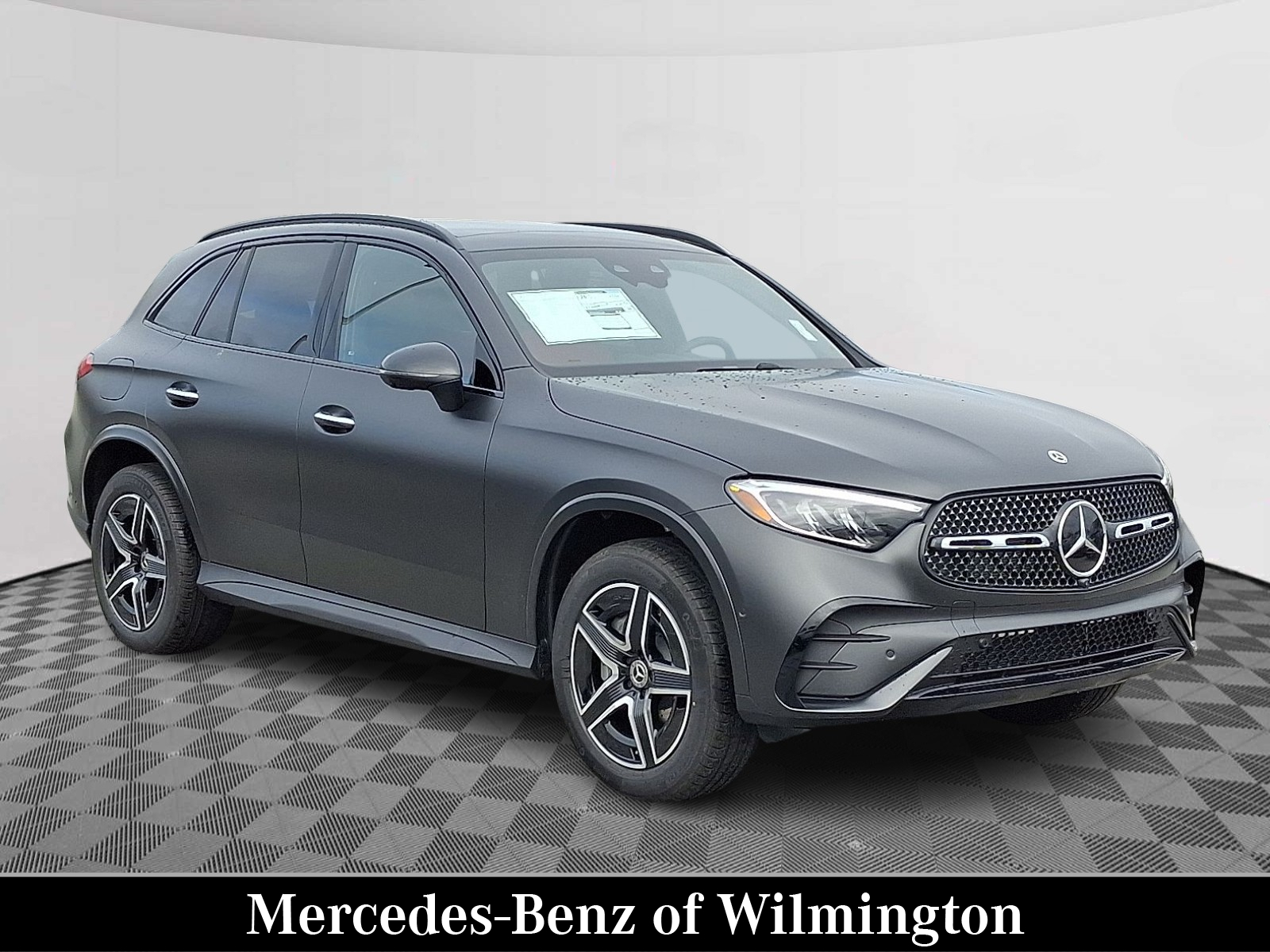 2026 Mercedes-Benz GLC Base's photo