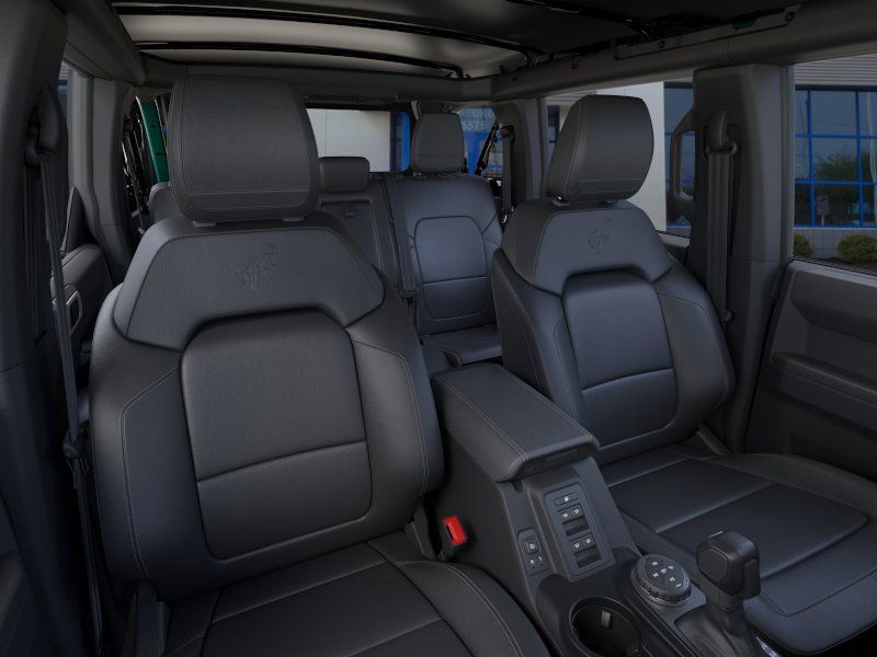 2025 Ford Bronco Badlands photo 6