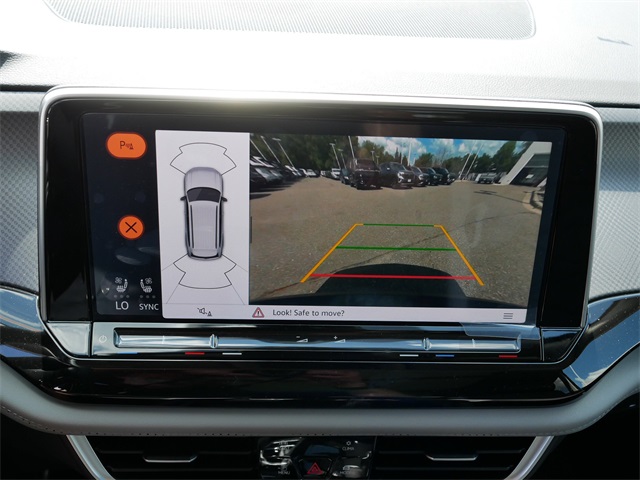 2025 Volkswagen Atlas Peak Edition SE photo 9