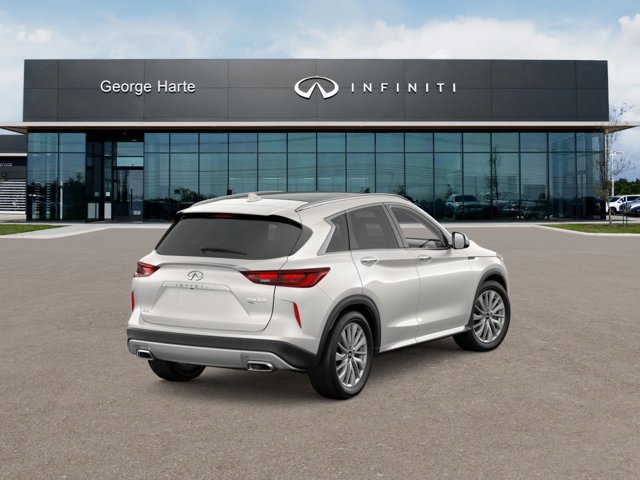2025 Infiniti QX50 Luxe AWD photo 3