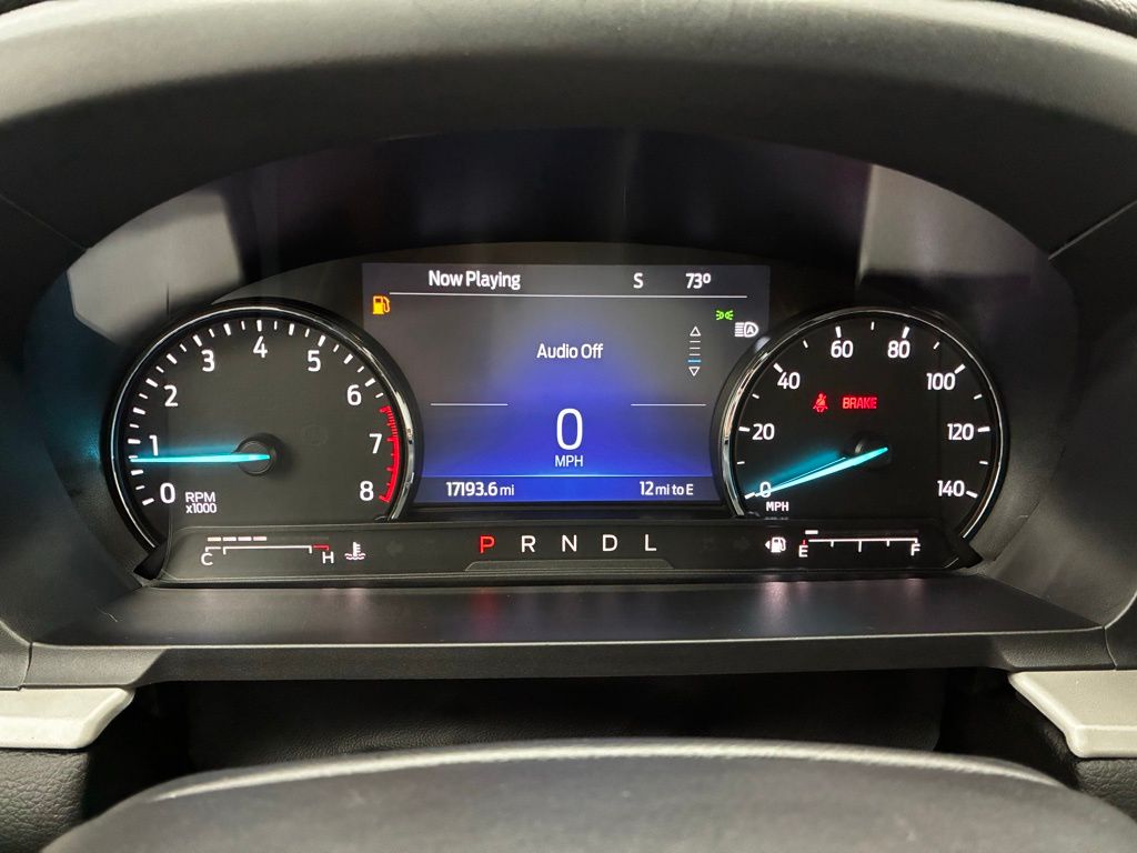 2023 Ford Explorer XLT photo 23