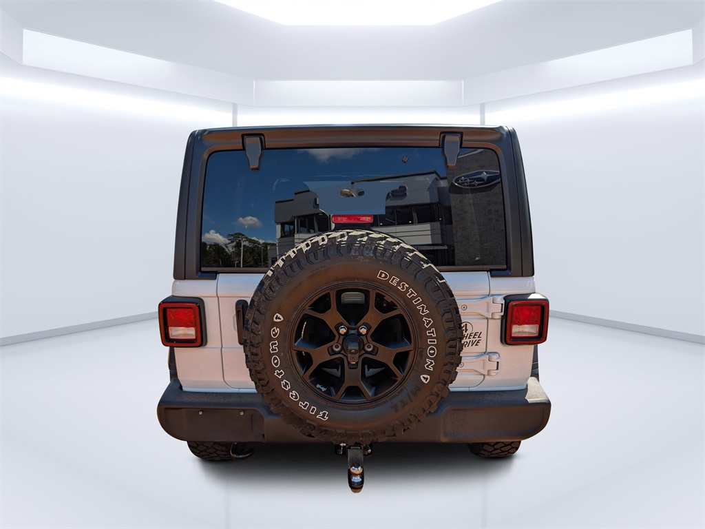 2023 Jeep Wrangler Willys photo 4