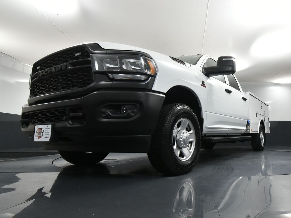 2024 Ram 3500 Tradesman photo 41