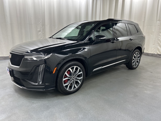 2024 Cadillac XT6 Sport photo 2