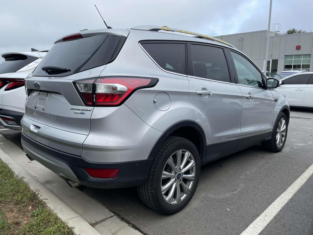2018 Ford Escape Titanium photo 4