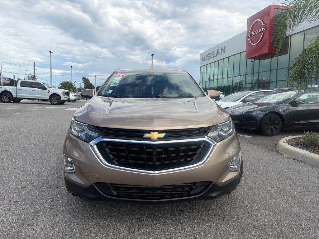 2019 Chevrolet Equinox LT photo 2