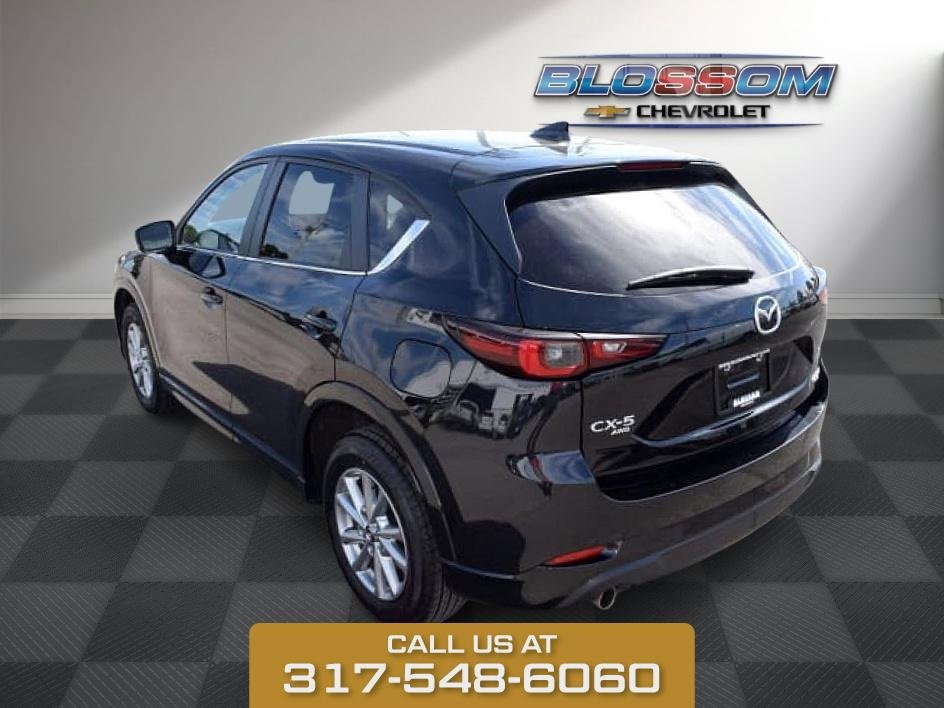 2024 Mazda CX-5 2.5 Select photo 4