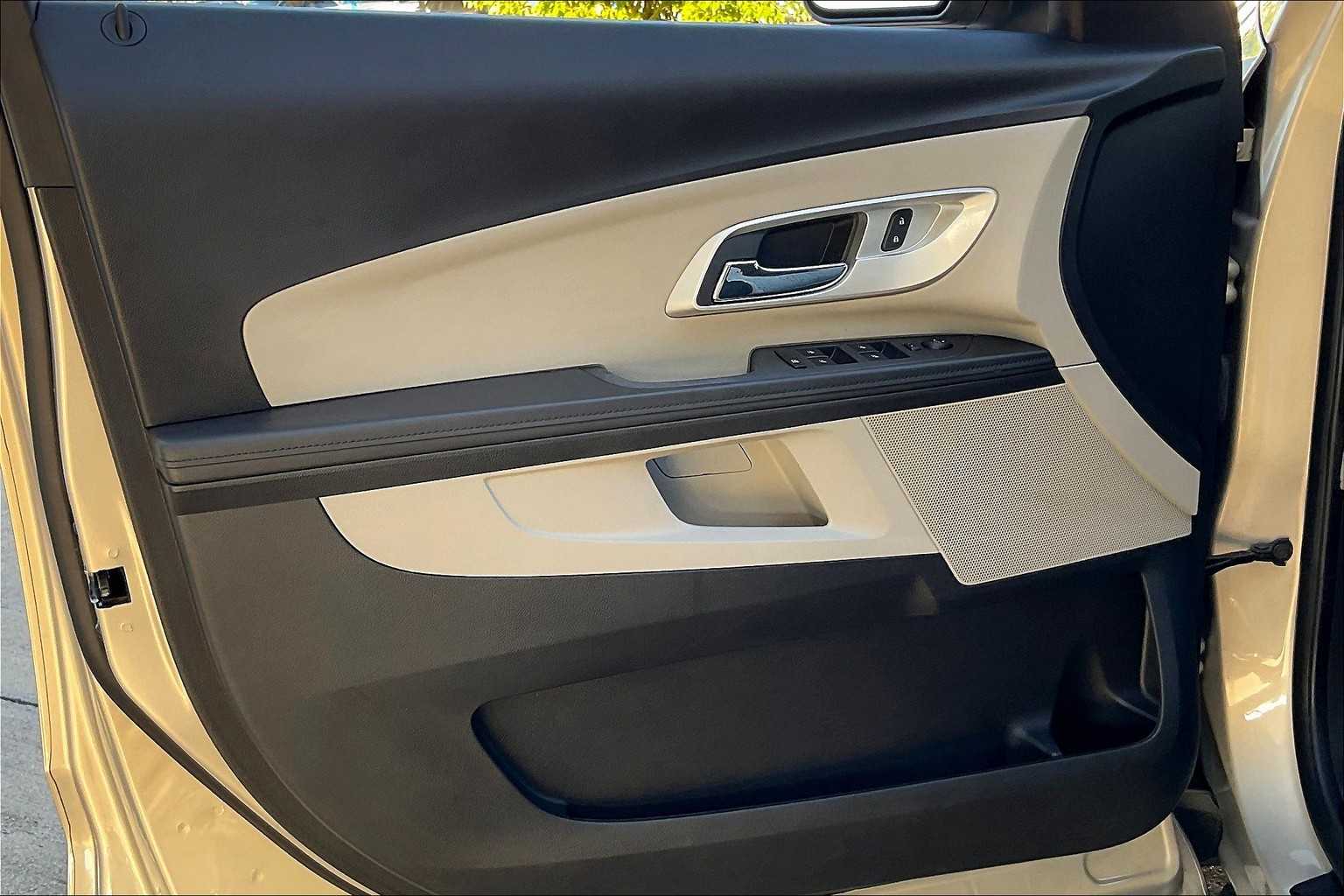 2012 Chevrolet Equinox LS photo 20