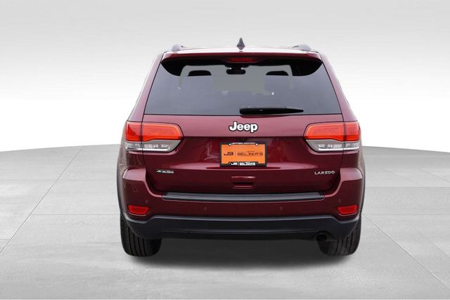 2019 Jeep Grand Cherokee Laredo X photo 4