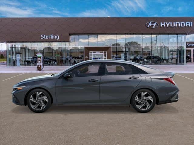 2025 Hyundai Elantra SEL Sport photo 2