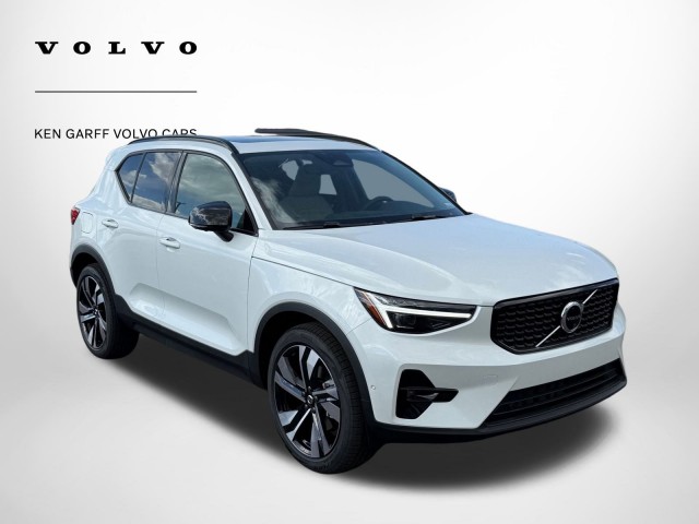 1/43 VOLVO特注 1/43 VOLVO XC40 クリスタルホワイト 1/43 VOLVO特注 1/43 VOLVO XC40 クリスタルホワイト