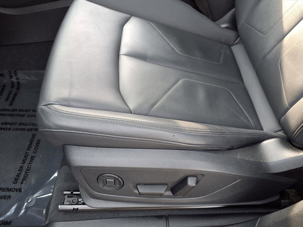 2025 Audi Q3 S line Premium photo 9