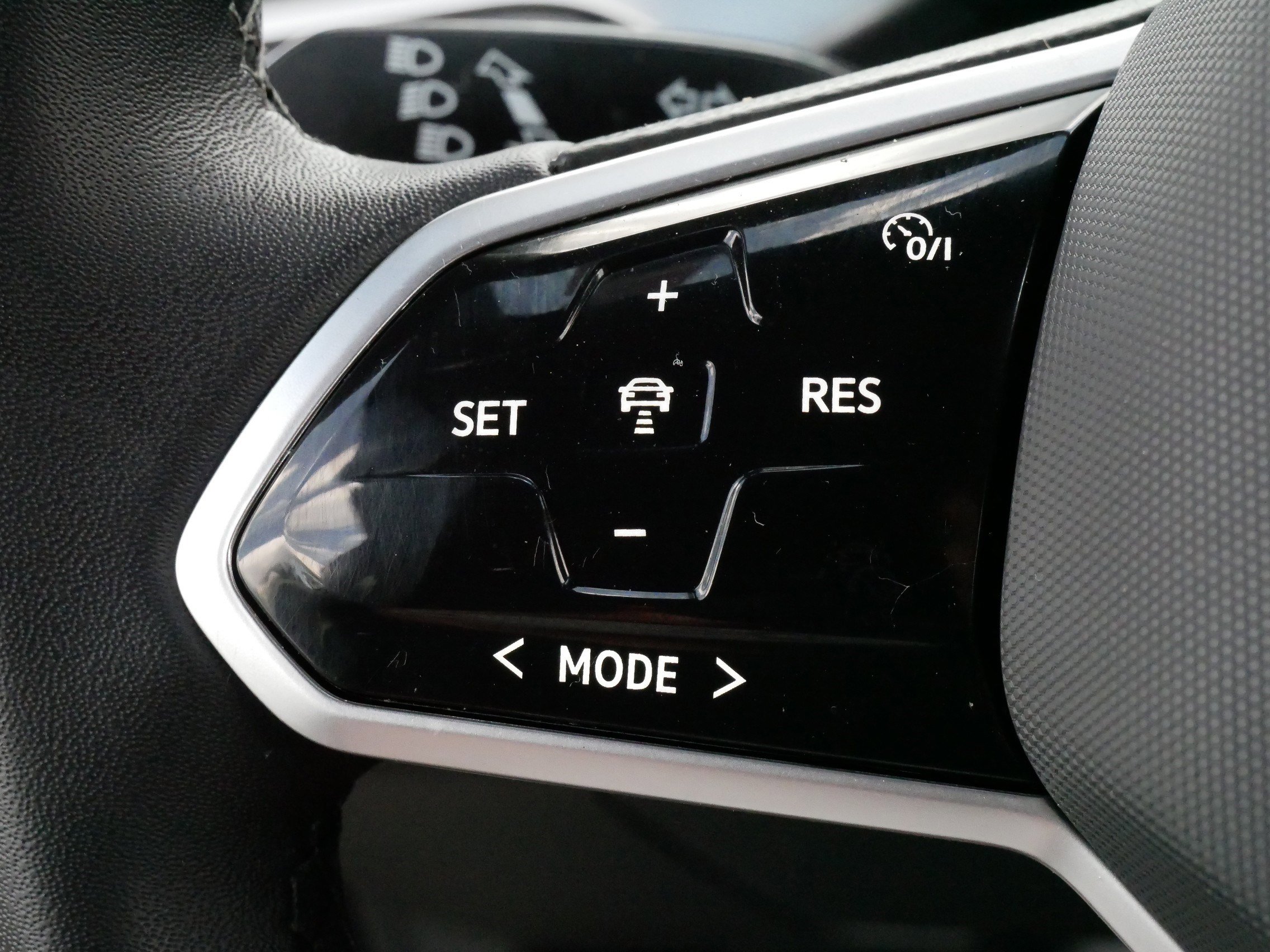 2023 Volkswagen ID.4 Pro S photo 25