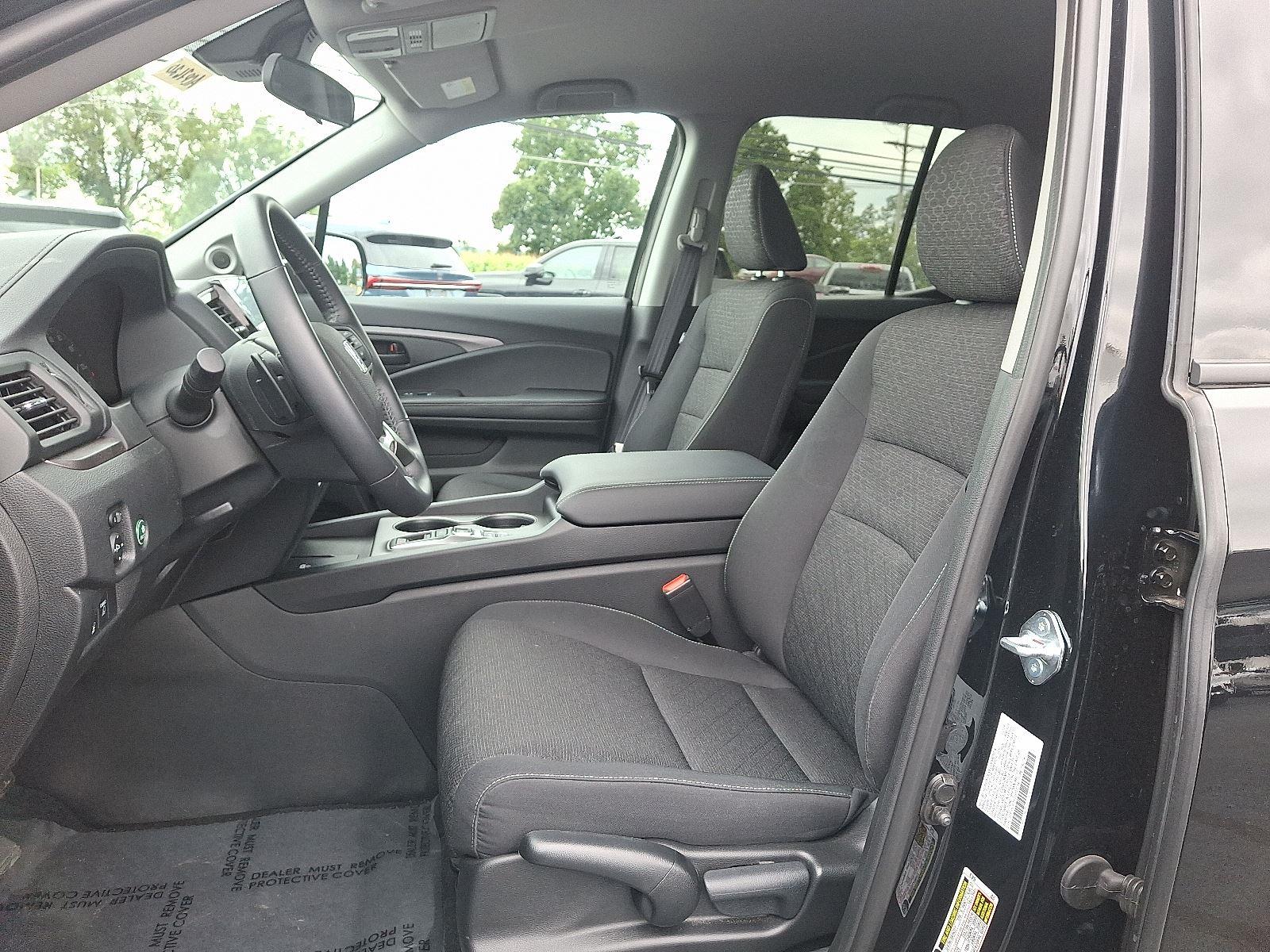 2025 Honda Ridgeline Sport photo 12