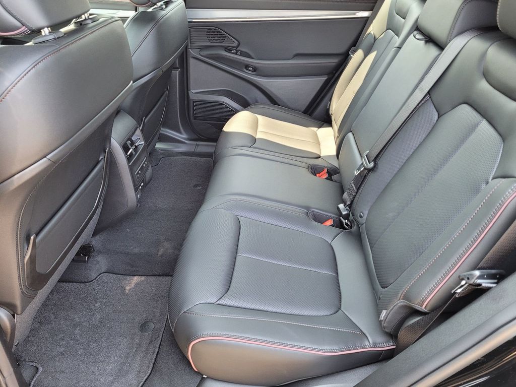 2025 Jeep Wagoneer S Launch Edition photo 6