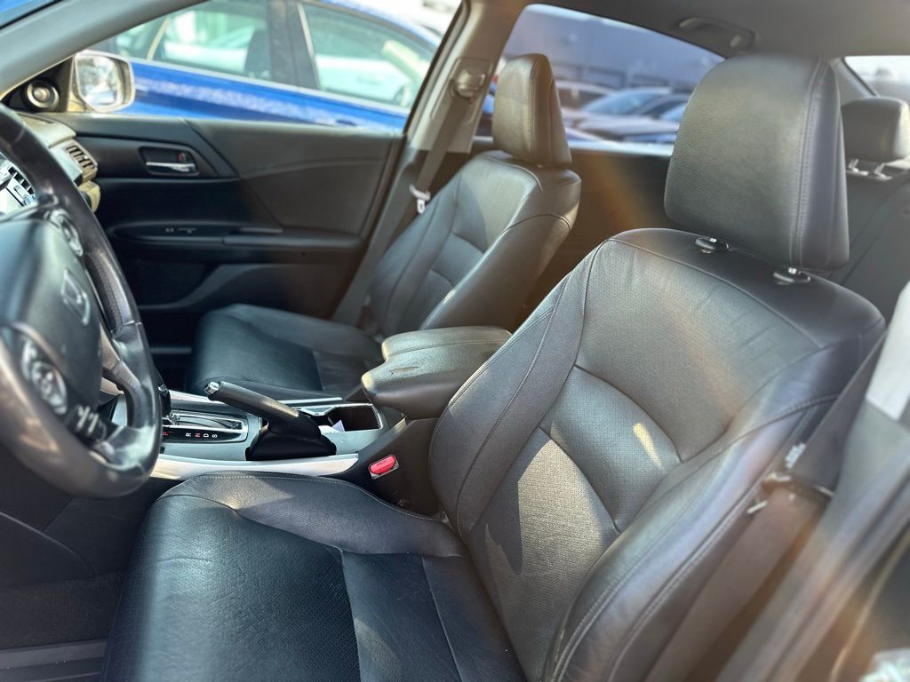 2013 Honda Accord EX-L photo 8