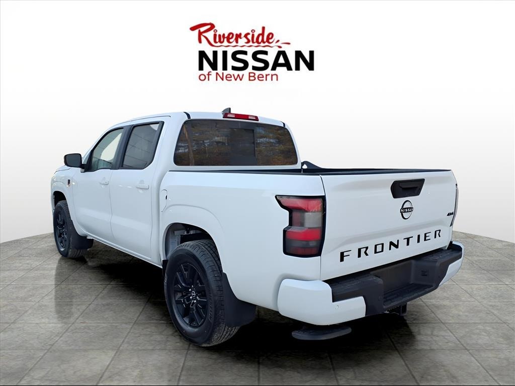 2026 Nissan Frontier Crew Cab SV photo 4