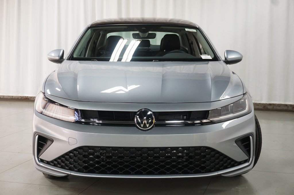 2025 Volkswagen Jetta 1.5T SE photo 4