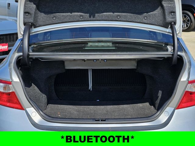 2017 Toyota Camry XLE photo 8