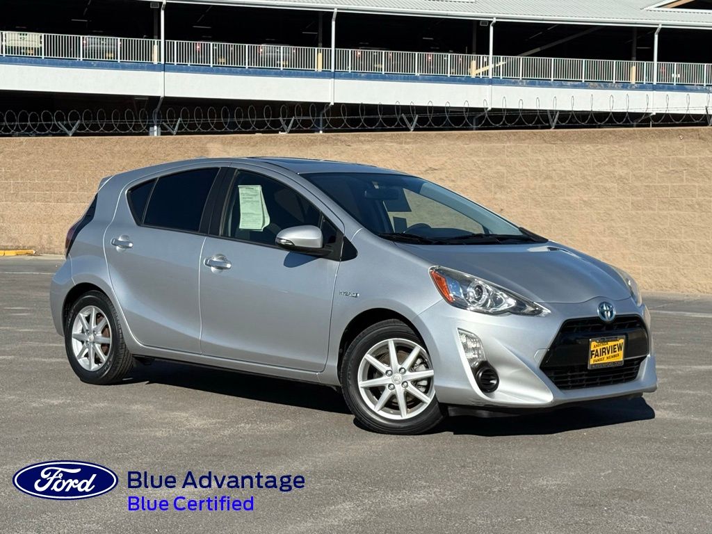 2015 Toyota Prius c Three