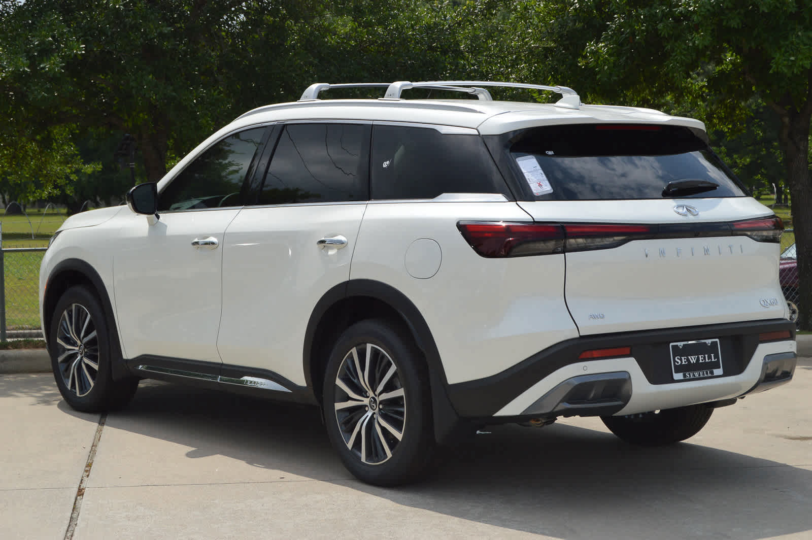 2025 Infiniti QX60 Sensory photo 4