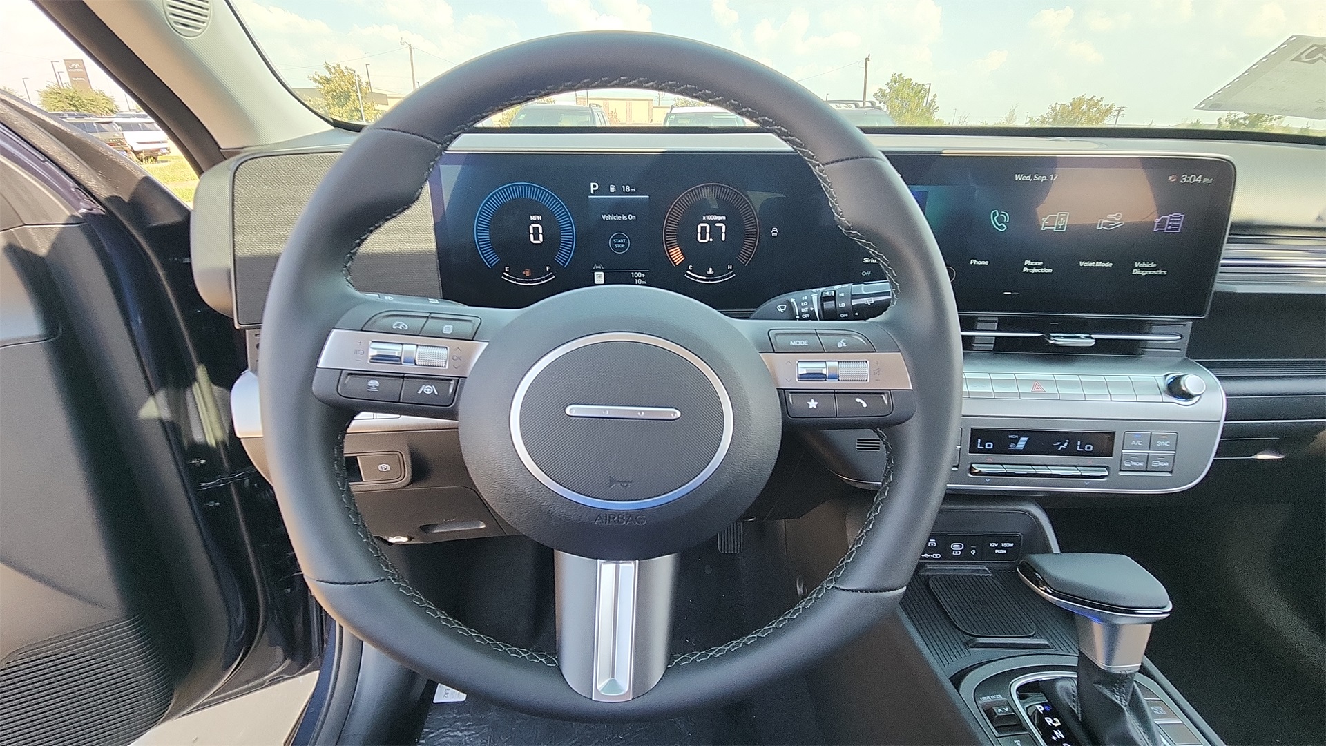 2026 Hyundai Kona SEL photo 18