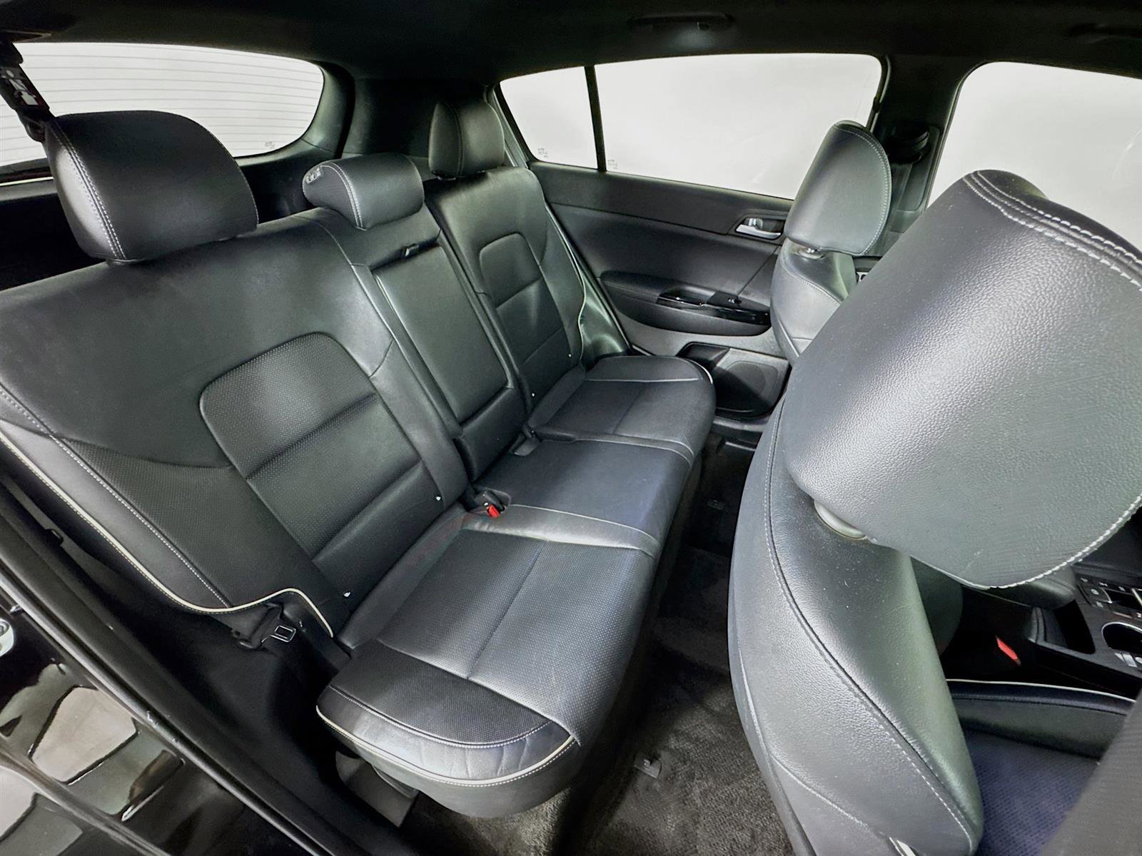 2020 Kia Sportage SX Turbo photo 27